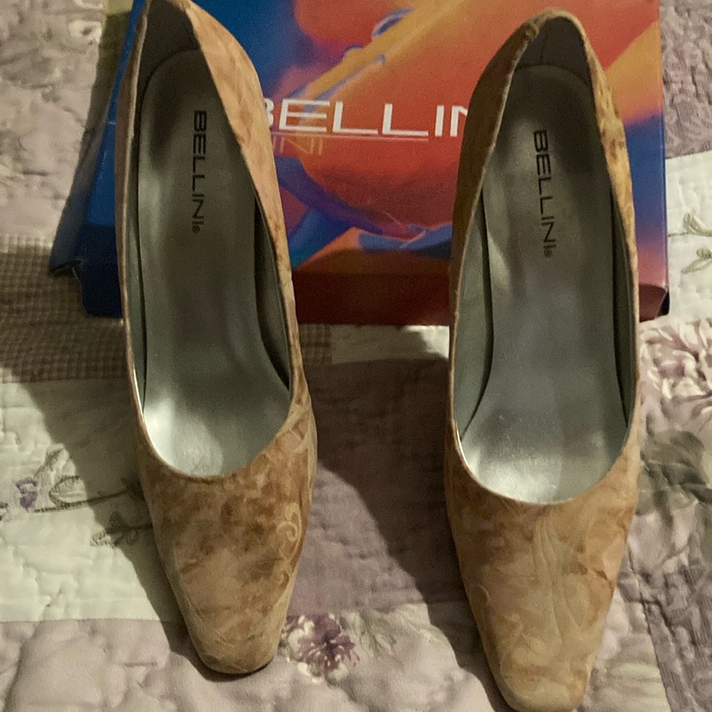 New Bellini high hells size 10M
